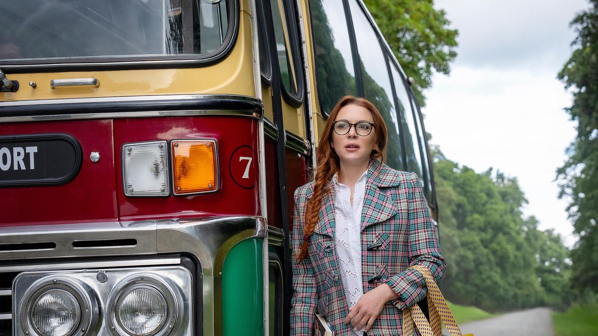 Lindsay Lohan as Maddie getting off a bus in "Irish Wish"