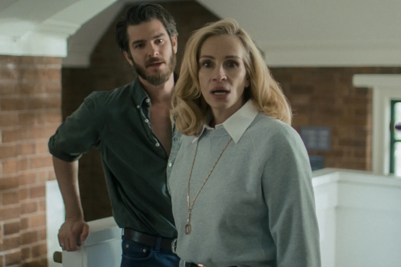 Alma (Julia Roberts) and Hank (Andrew Garfield) in After the Hunt