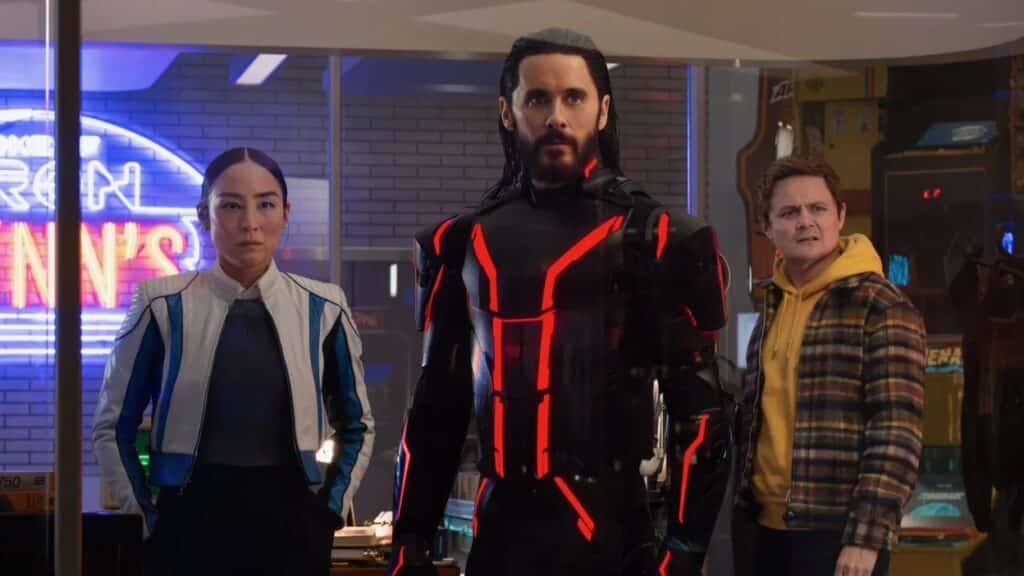 Eve (Greta Less), Tron (Jared Leto) and Seth (Arturo Castro) in Tron: Ares