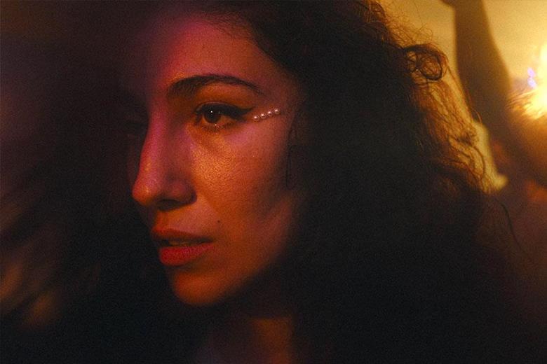 Unveiling Aïcha: The Uplifting Story of 1 woman's Identity